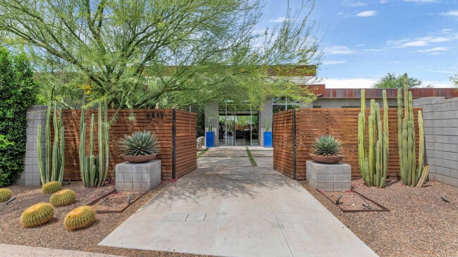 Building Photo - 4912 N 45th St