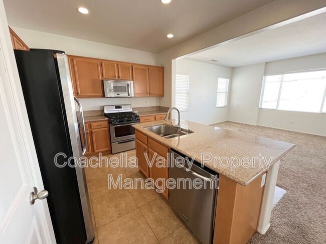 Building Photo - 62806 Kitetail Dr