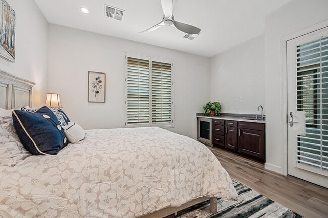 Building Photo - 12378 E Troon Vis Dr