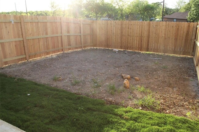 Building Photo - 1222 Garland Rd