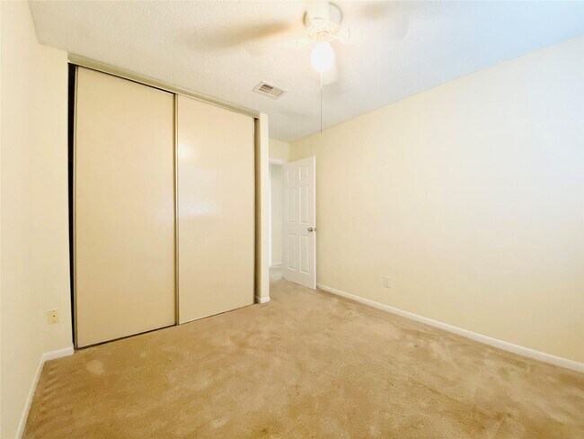 Building Photo - 21426 Park Bishop Dr