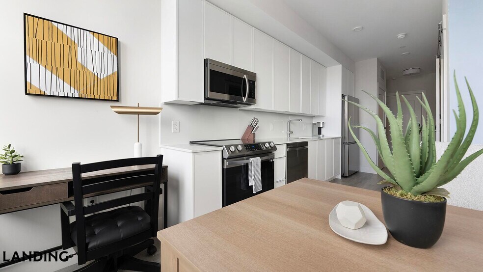 Building Photo - 2005 11th St NW