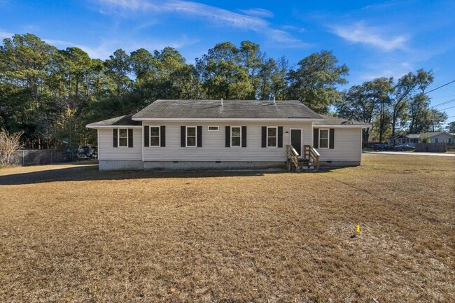 Building Photo - 501 E 4th St