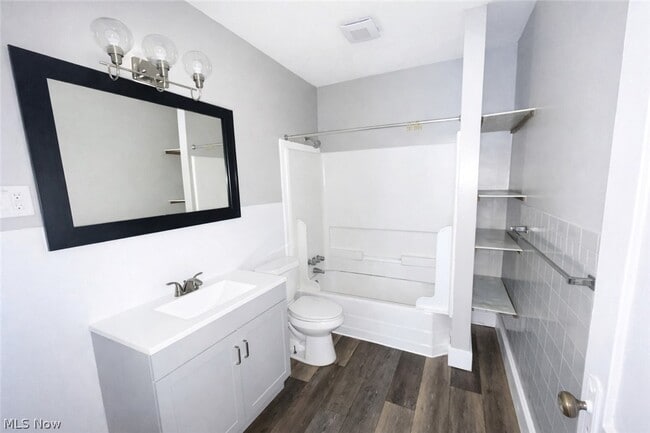 Building Photo - 3278 W 84th St