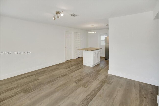 Building Photo - 2311 Fletcher St