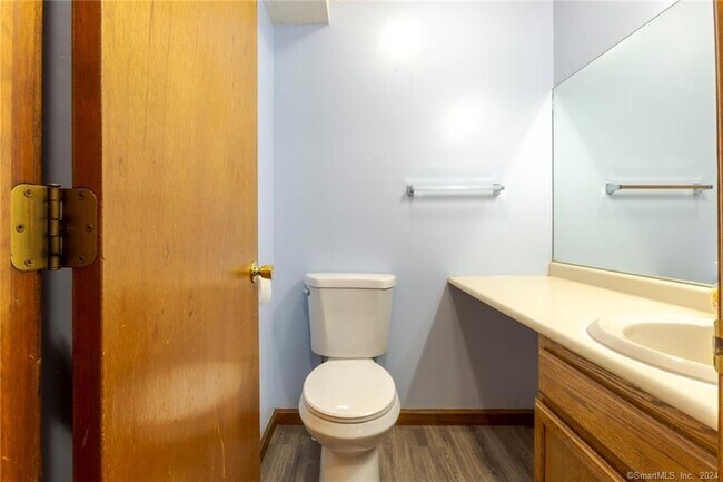 Building Photo - 22 Windwood Dr