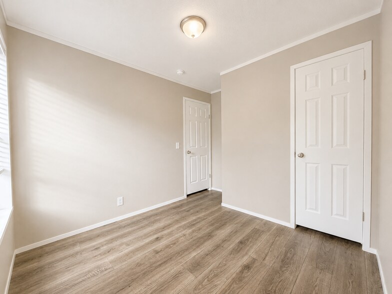 Building Photo - 11751 Cascade Cir