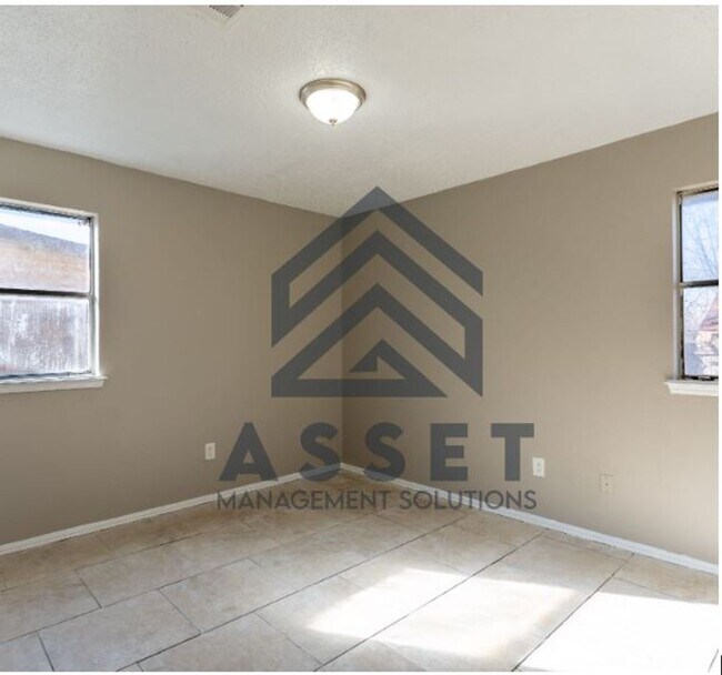 Building Photo - 4613 Cinderella Dr