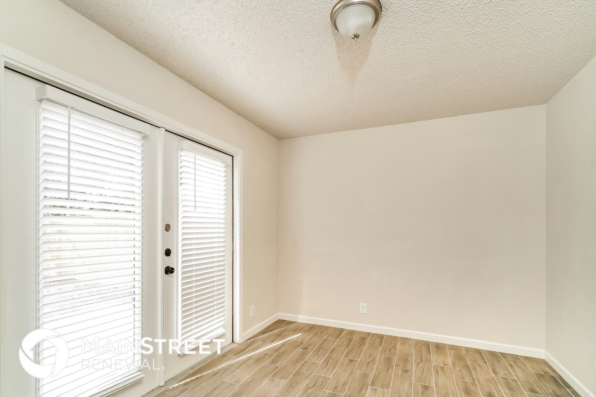 Building Photo - 13331 Deer Falls Dr