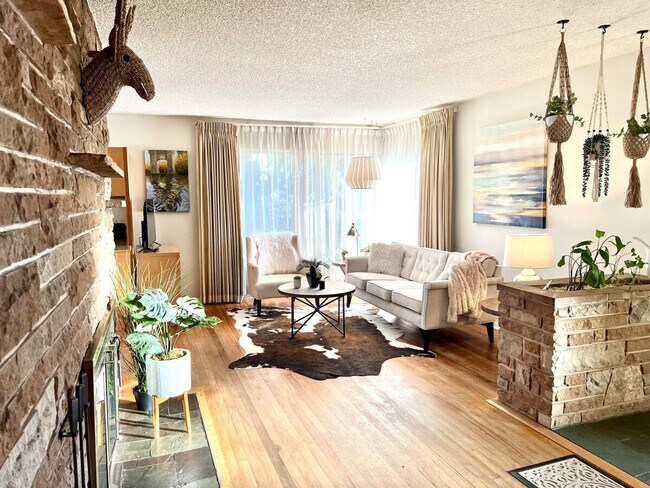 Building Photo - 7900 Beacon Ave S