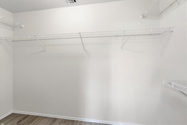 Building Photo - 104 Whitewing Way