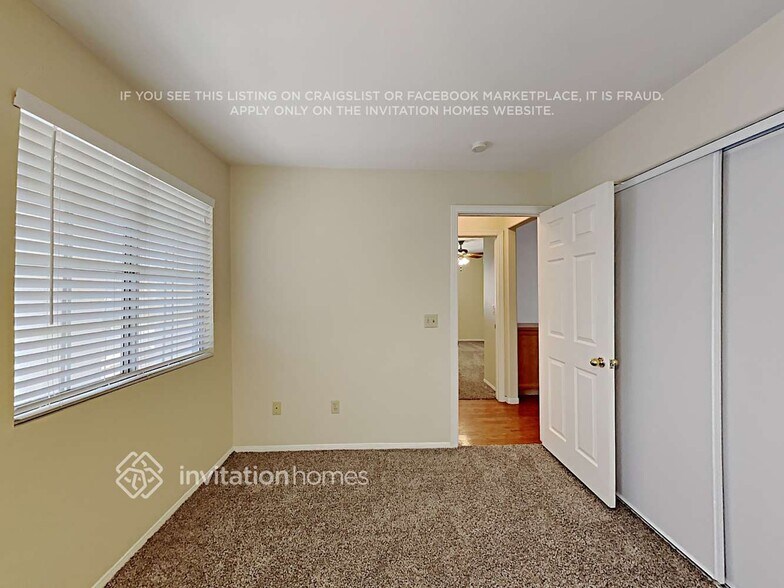 Building Photo - 8336 Hollow Wharf Dr