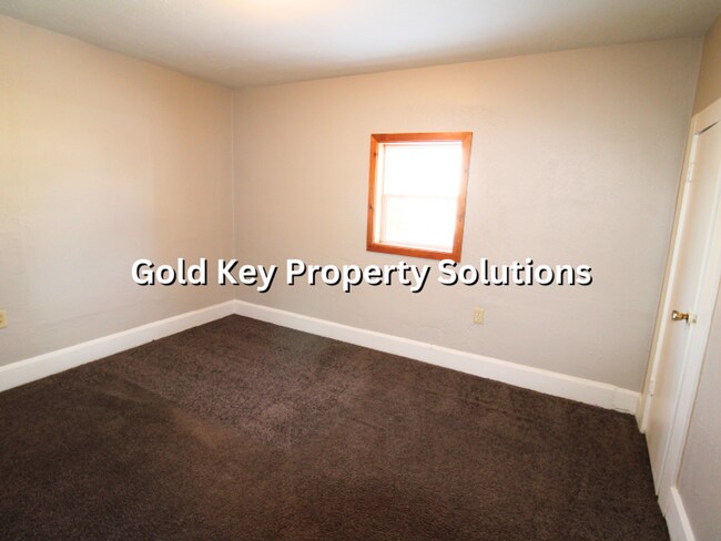 Building Photo - 3 BR House with 2 FULL Baths and Central Air NO SECTION 8