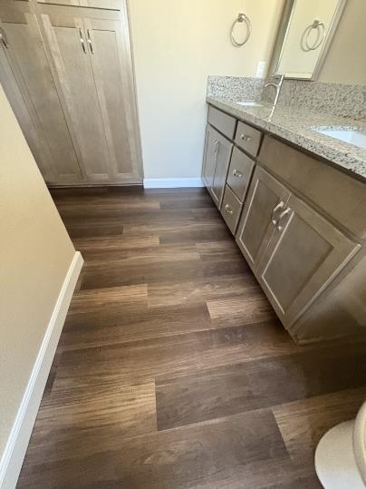 Building Photo - 5095 W Kadota Ave