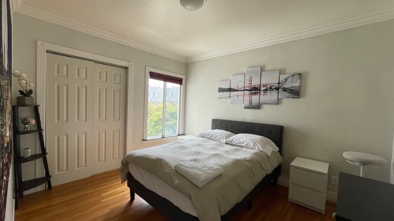 Building Photo - 1322 30th Ave