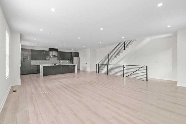 Building Photo - 1408 Anderson St