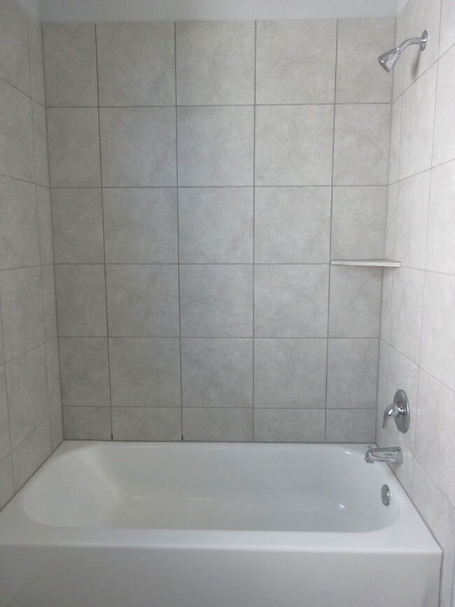 Building Photo - 3-Bedroom/2-bath in Crystal Springs - Leander ISD