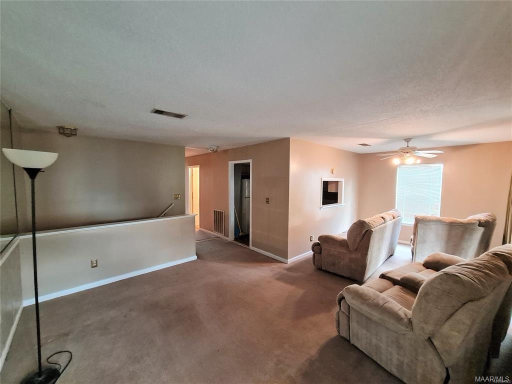 Building Photo - 1625 E Trinity Blvd