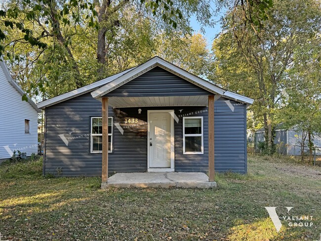 Primary Photo - Cozy 2 Bedroom, 1 Bathroom Home in Weller ...