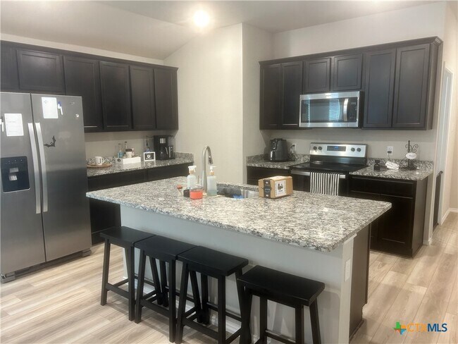 Building Photo - 8704 Cantera Rdg Rd