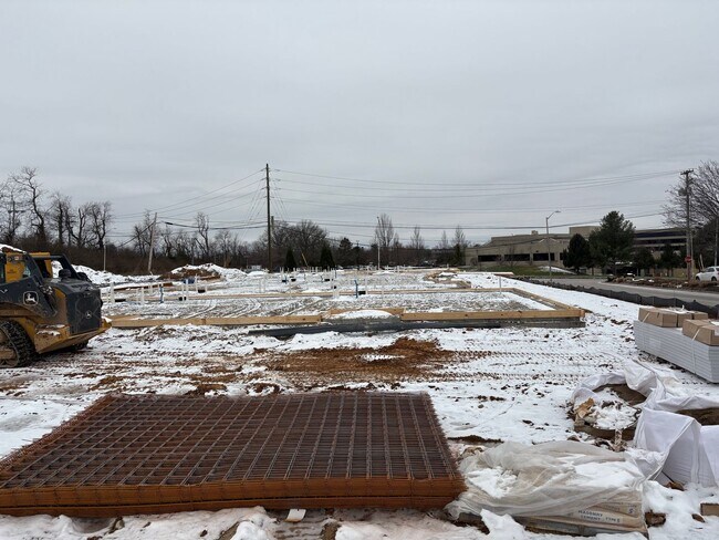 Building Photo - Crestview