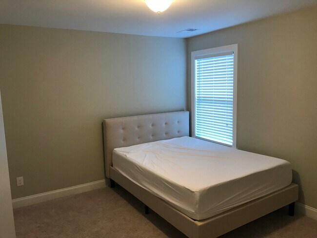 Building Photo - 850 Longleaf Pine Pl