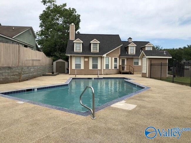 Building Photo - 111 Bentworth Ln