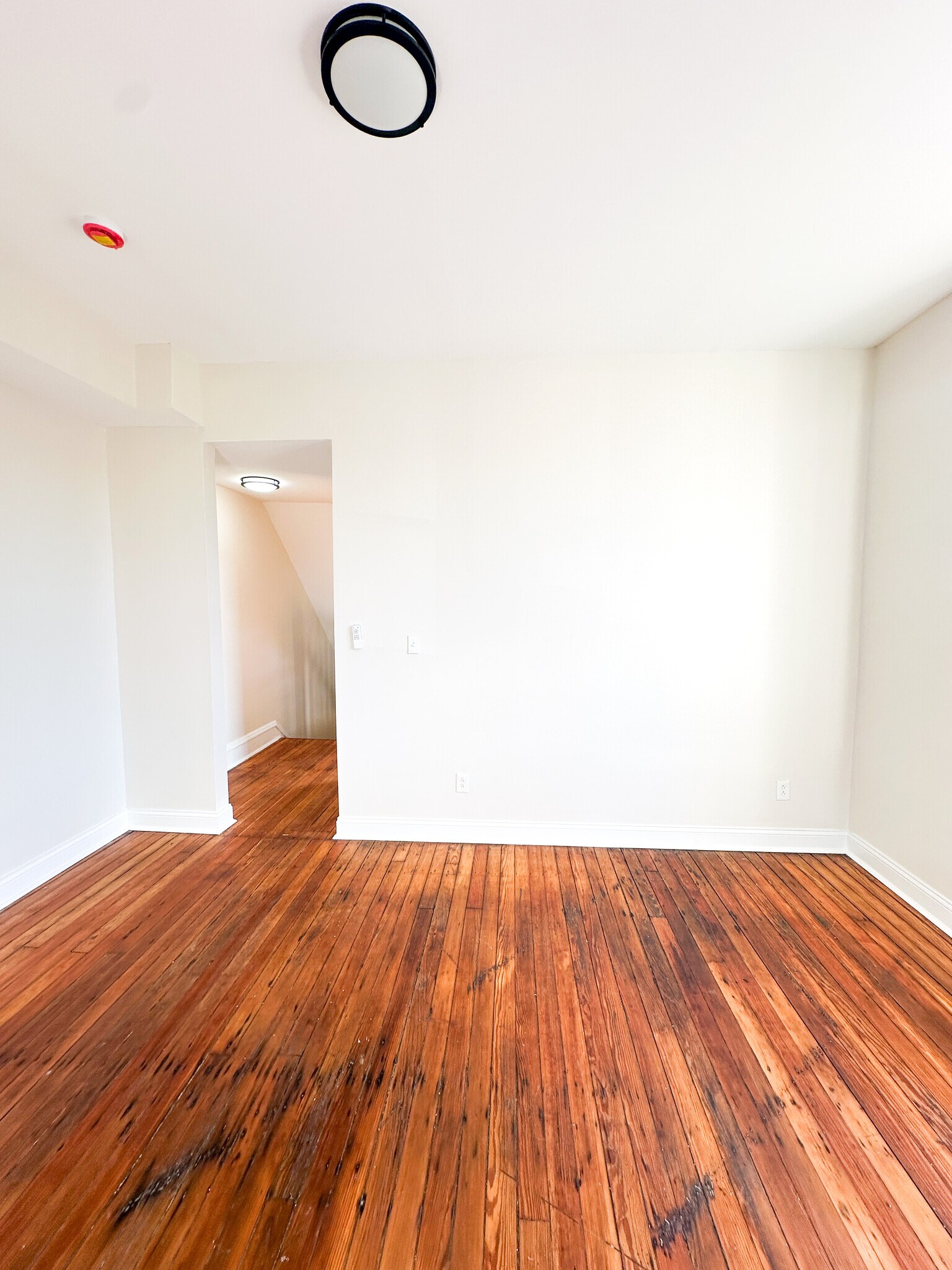 Building Photo - 3333 California Ave