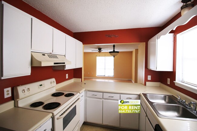 Building Photo - 3 Pointer Ln