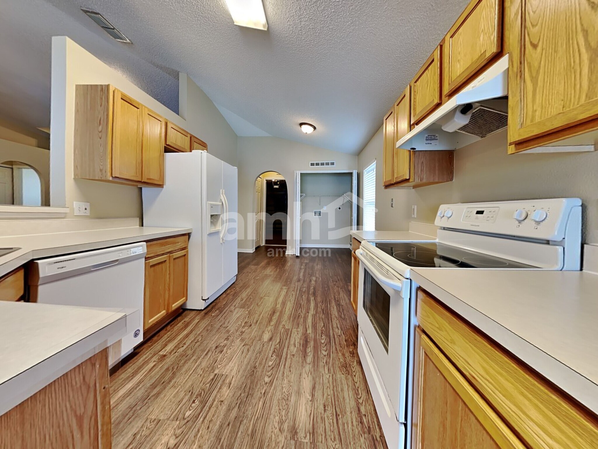 Building Photo - 7363 Edenfield Park Rd
