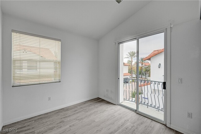 Building Photo - 8789 Villa Alex Ave