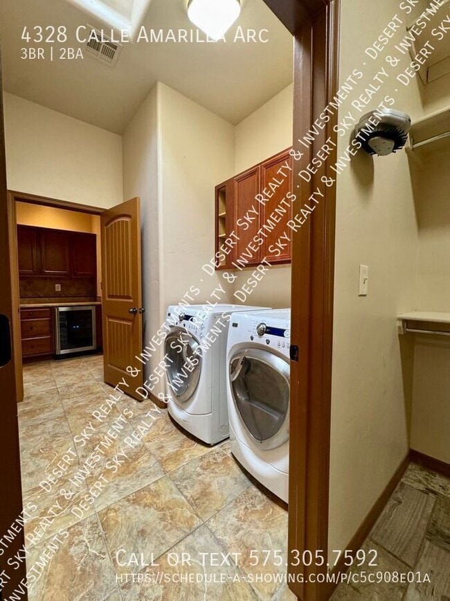 Building Photo - 4328 Calle Amarilla Arc