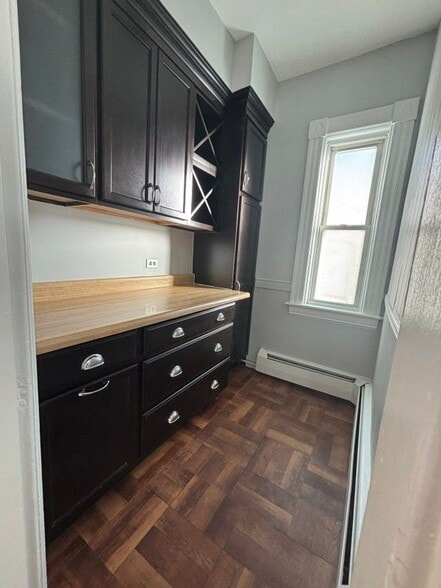 Building Photo - 100 Ashland St