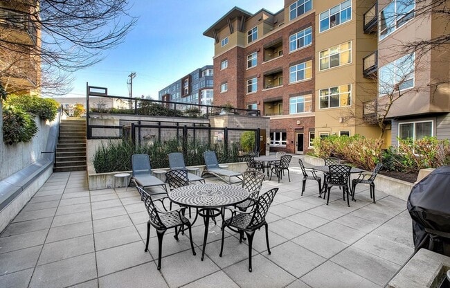 Building Photo - Enjoy comfort and luxury Seattle 1 bed/1 b...