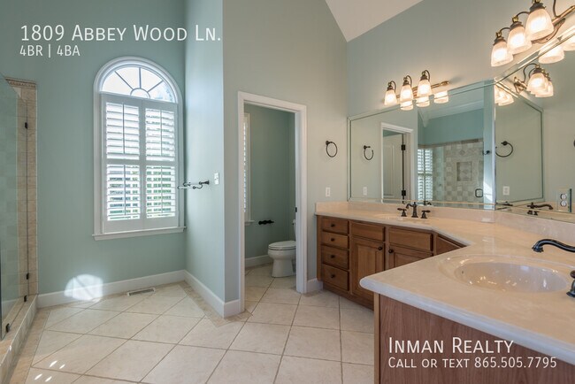 Building Photo - 1809 Abbey Wood Ln