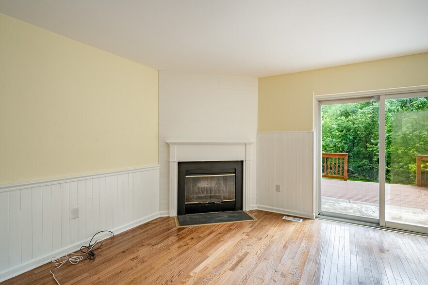 Building Photo - 138 Iron Bark Ct