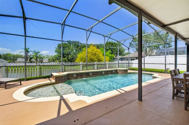 Building Photo - 353 Lake Amberleigh Dr