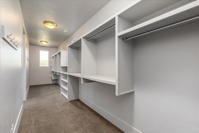 Building Photo - 2758 S Honeycomb Way