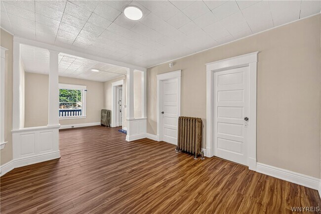 Building Photo - 563 Humboldt Pkwy