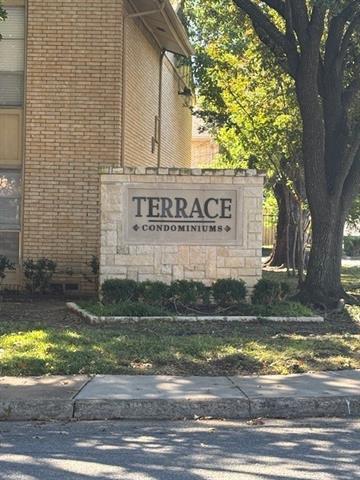 Building Photo - 4664 Matilda St