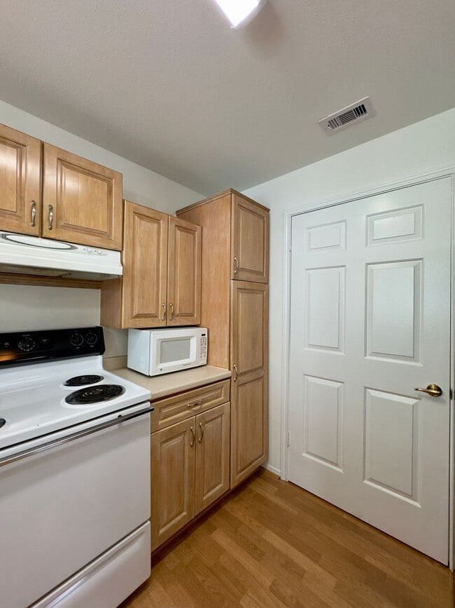 Building Photo - Charming 1 Bedroom/1 Bathroom Apartment Unit in Bel Air, MD!