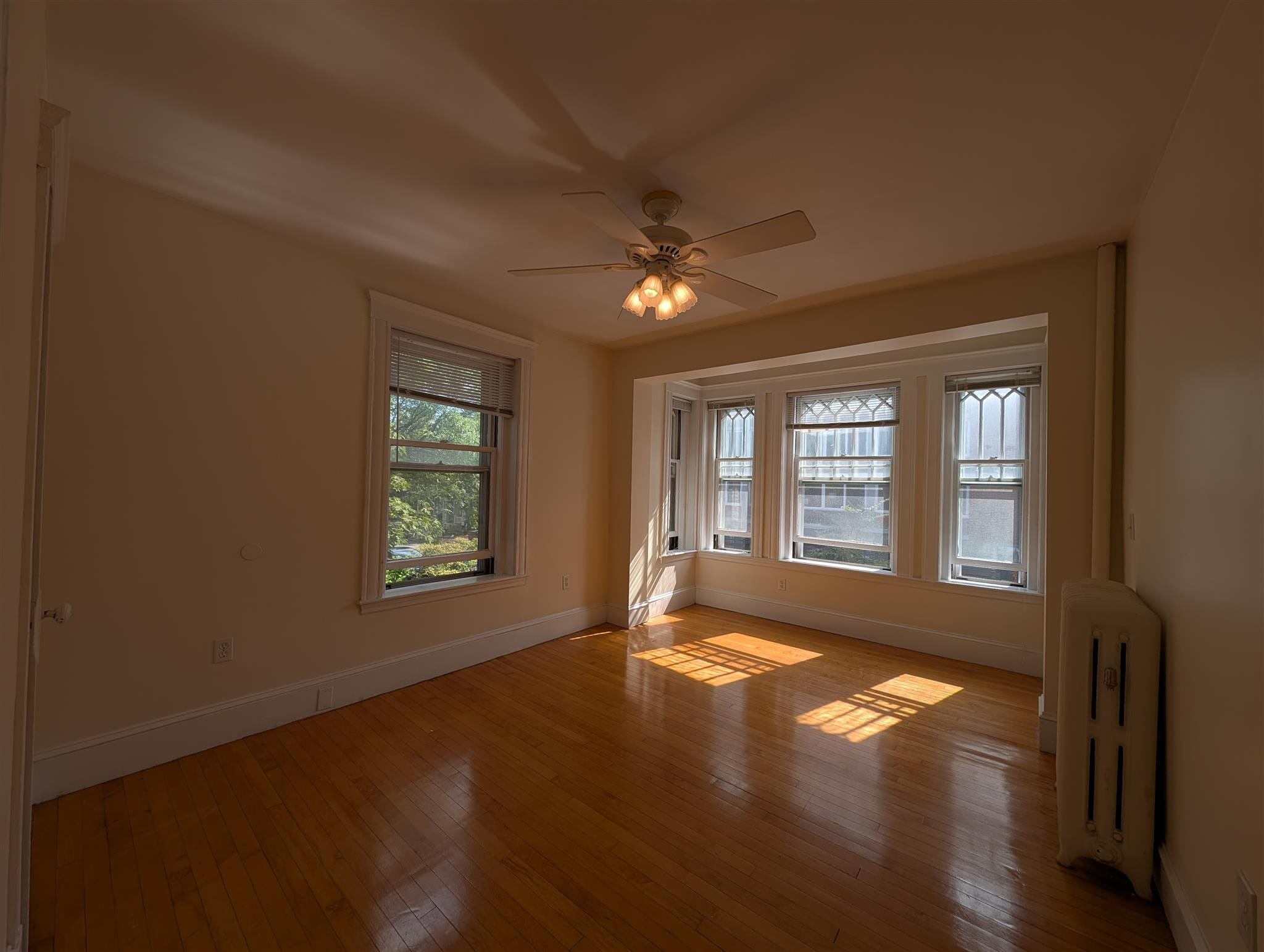 Building Photo - 335A Harvard St