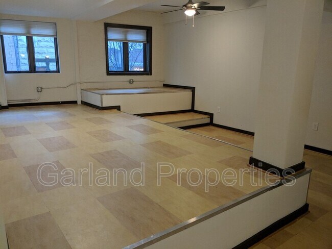 Building Photo - 110 Campbell Ave SE