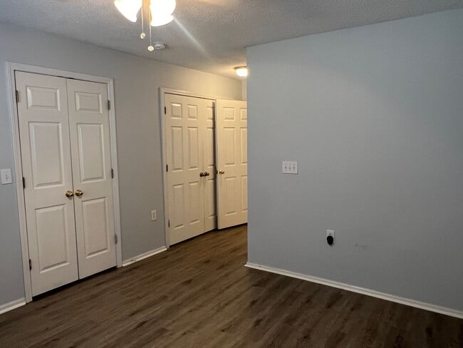 Building Photo - Great First Floor Condo in the Reserve at Woodbridge
