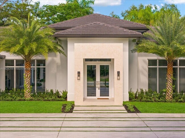 Primary Photo - 9025 SW 114th St