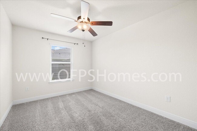 Building Photo - 6123 Redberry Dr