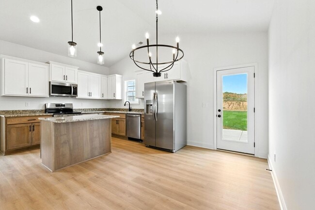 Building Photo - 1108 Mission Dr