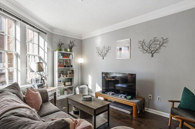 Building Photo - 800 Peachtree St NE