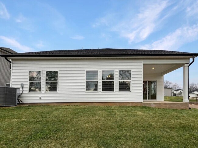 Building Photo - 1098 Bluffton Cir