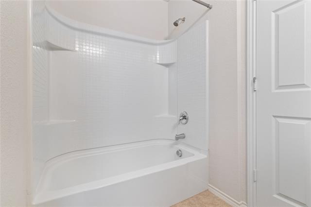 Building Photo - 1821 Waggoner Dr